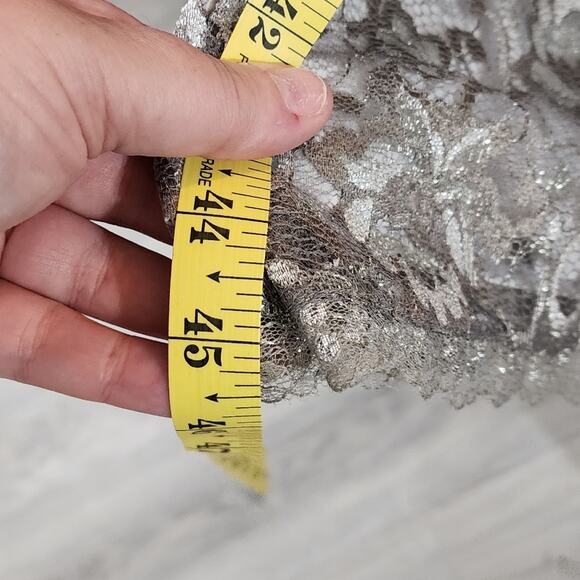 Adrianna Papell Metallic Lace Cocktail Dress with Sheer Flared Sleeves Size 22W - Picture 9 of 12